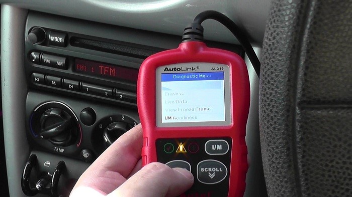 using-obd-2-scan-tool-for-check-engine-light-mil-code